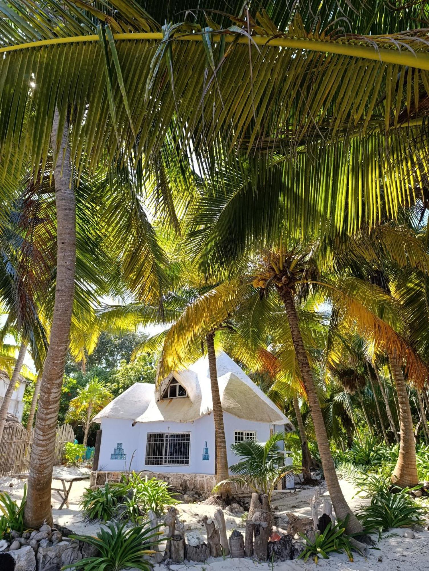 Chez Gigi - Eco Lodge Mahahual Dış mekan fotoğraf
